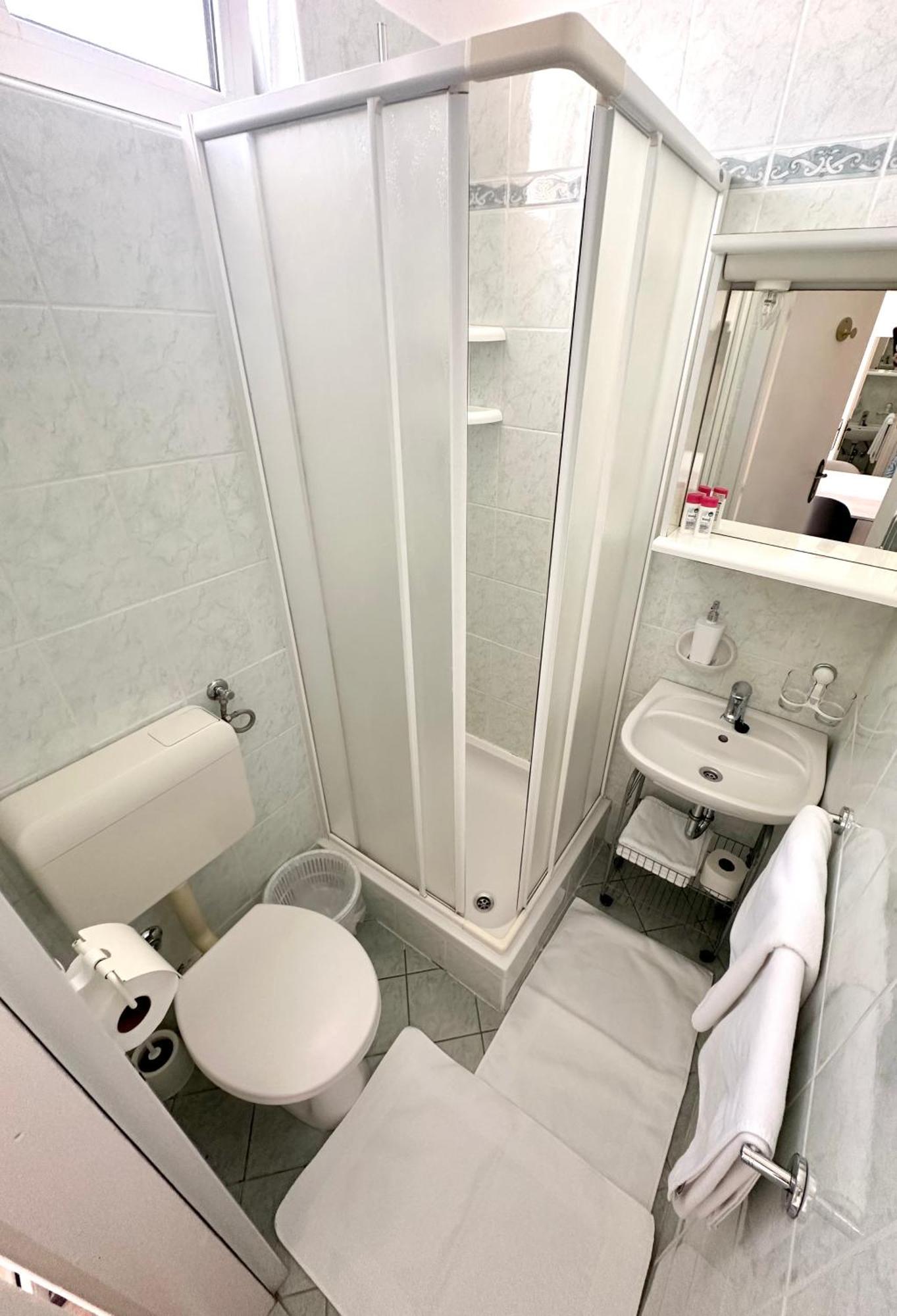 Sea View Room Macolic Palit Екстер'єр фото